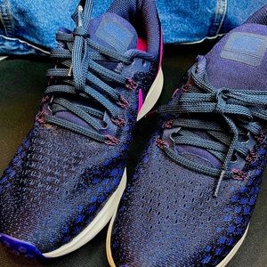 Blue and pink Nike Zoom Pegasus 35